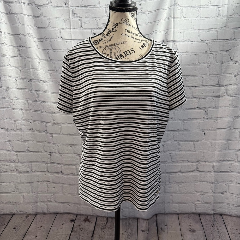 Calvin Klein Short Sleeve Black & White Ribbed Round Neck Stretch Blouse Sz XL